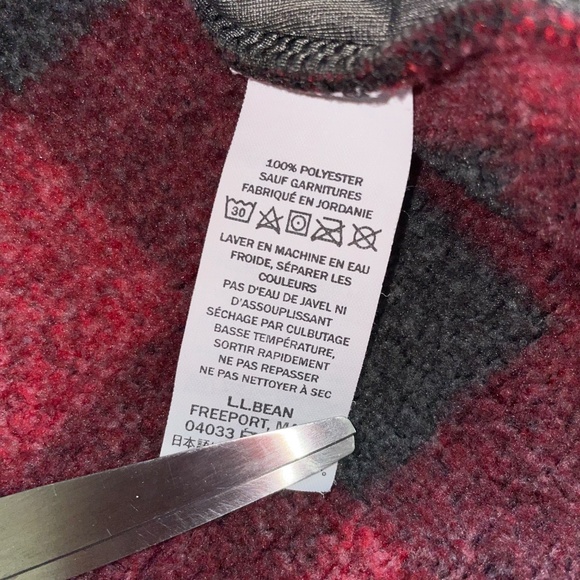 L.L. Bean Sweater Fleece Pullover Buffalo Plaid Garnet Warm Cozy Pockets - Picture 7 of 11